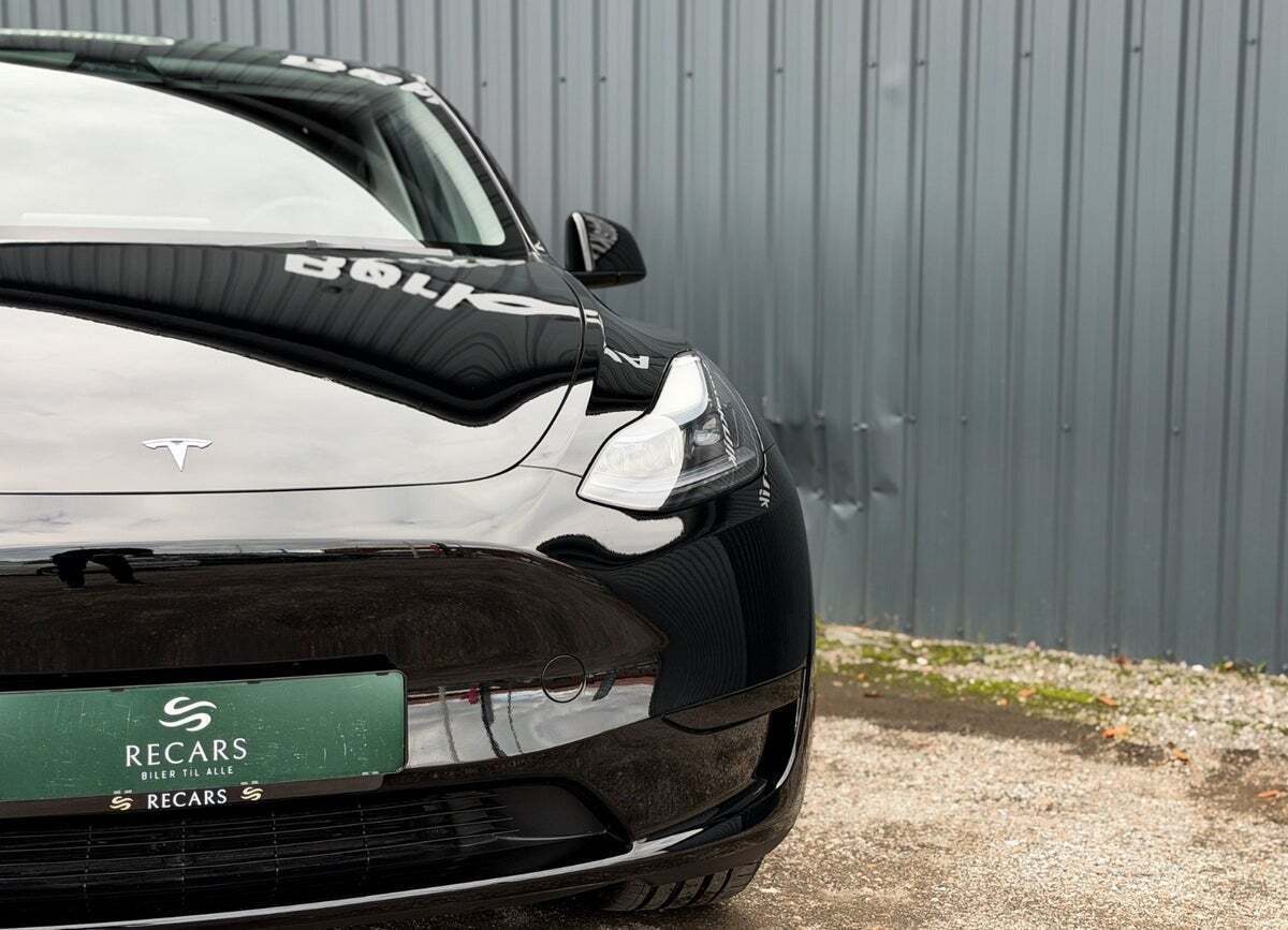 Tesla Model Y RWD