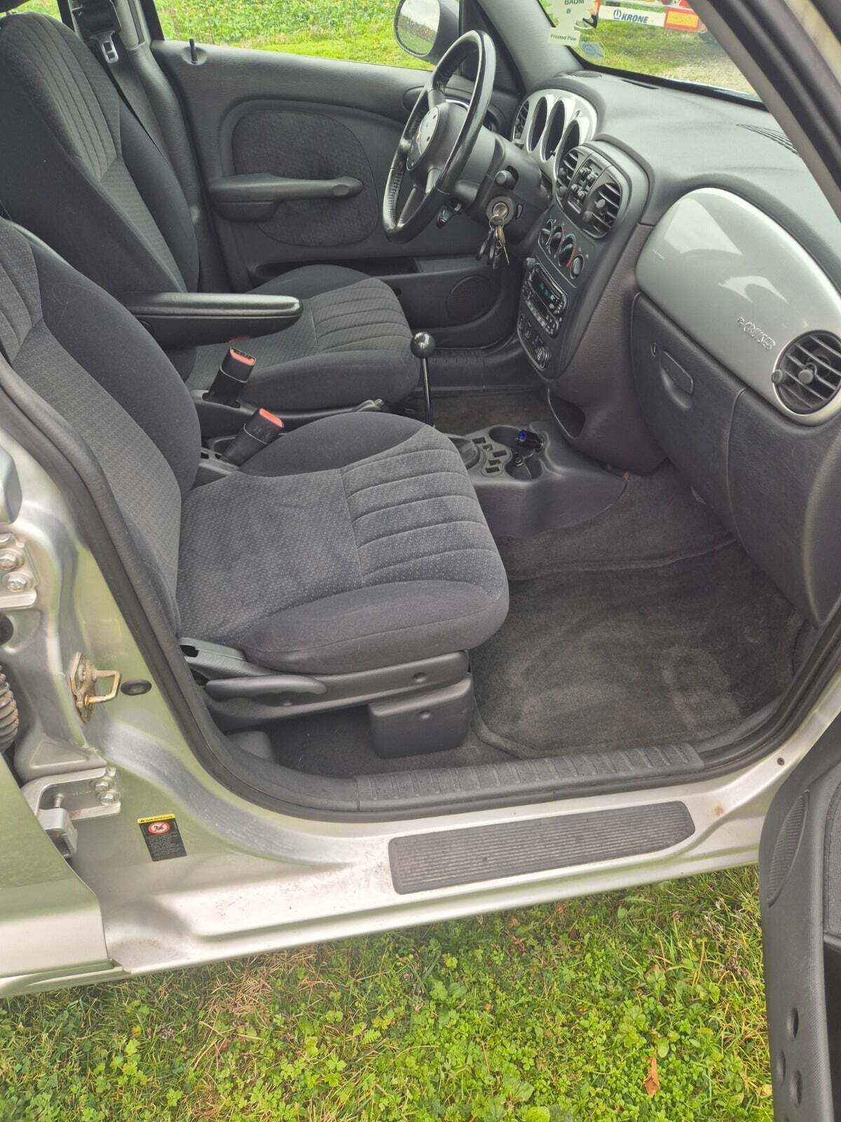 Sølv Chrysler PT Cruiser fra 2004