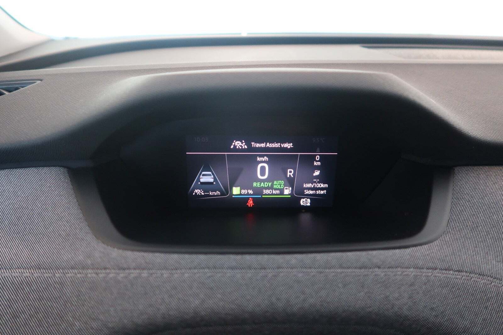 Grå Skoda Enyaq fra 2023