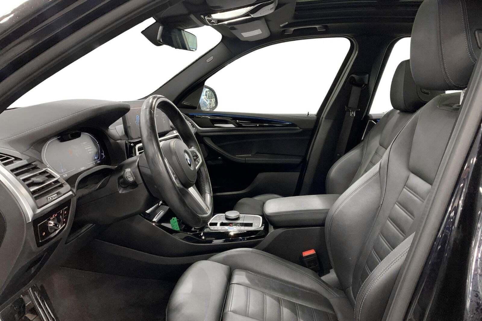 BMW iX3 Charged Plus M-Sport