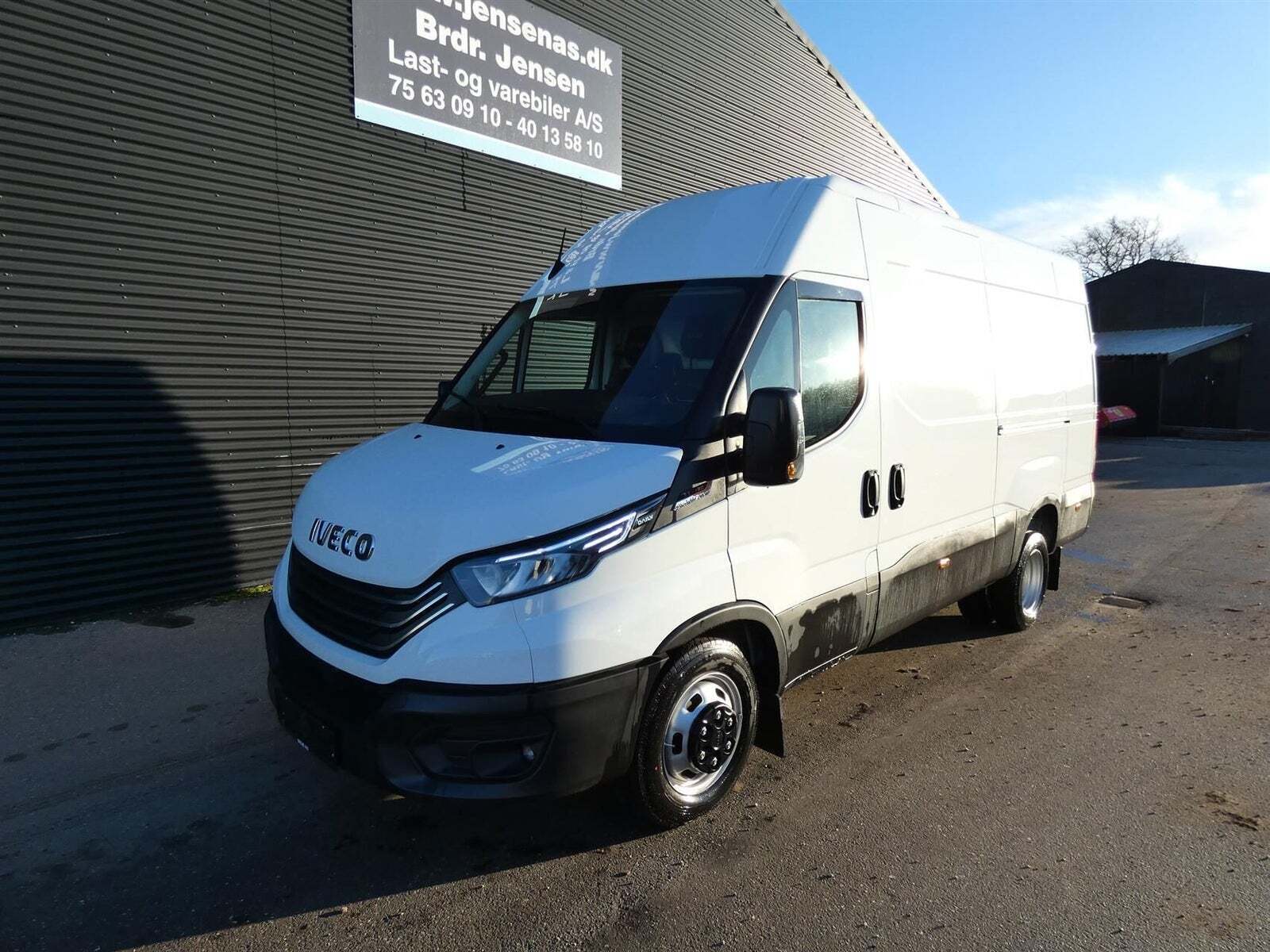Iveco Daily 3,0 35C18 12m³ Van AG8