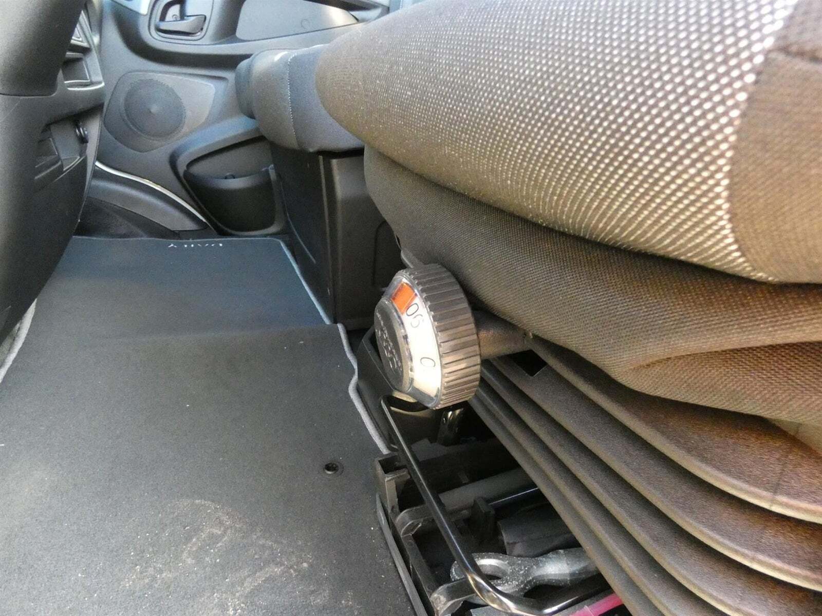 Hvid Iveco Daily fra 2024