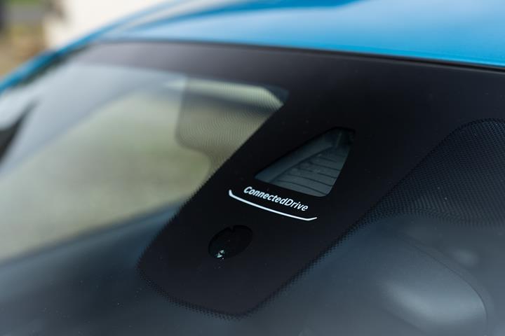 Blå BMW M2 fra 2019
