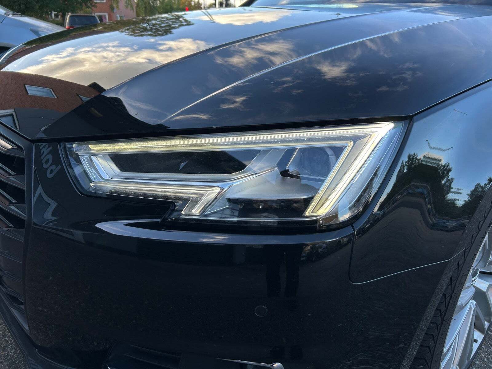 Audi A4 3,0 TDi 218 Avant S-tr.