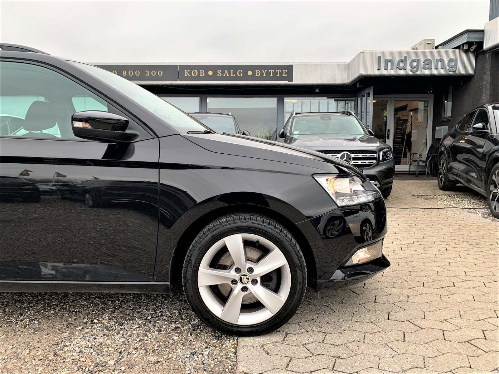 Sort Skoda Fabia fra 2019