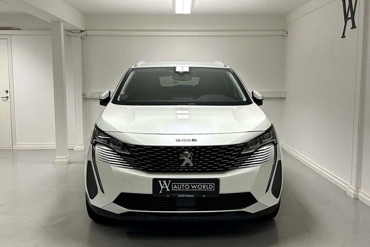 Hvid Peugeot 3008 fra 2021