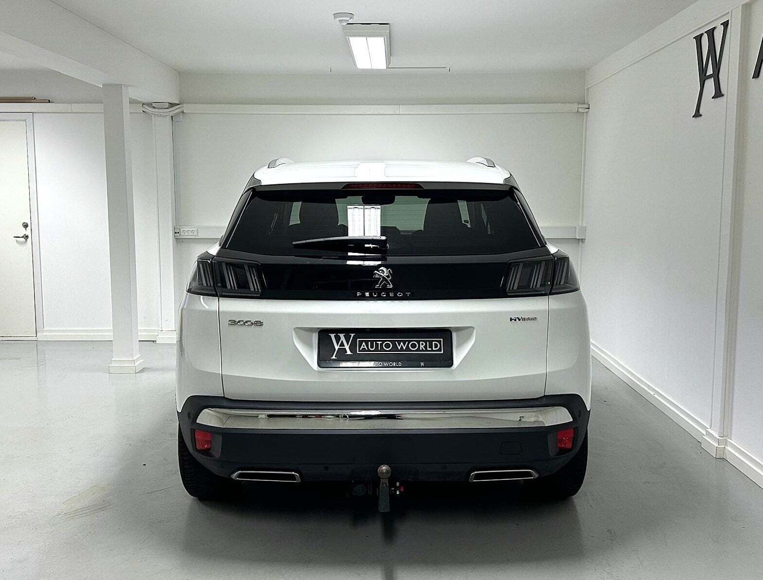 Hvid Peugeot 3008 fra 2021