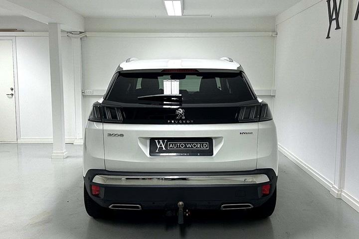 Hvid Peugeot 3008 fra 2021