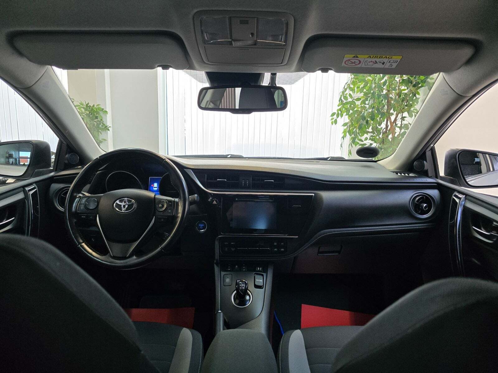 Toyota Auris 1,8 Hybrid H2 Touring Sports CVT