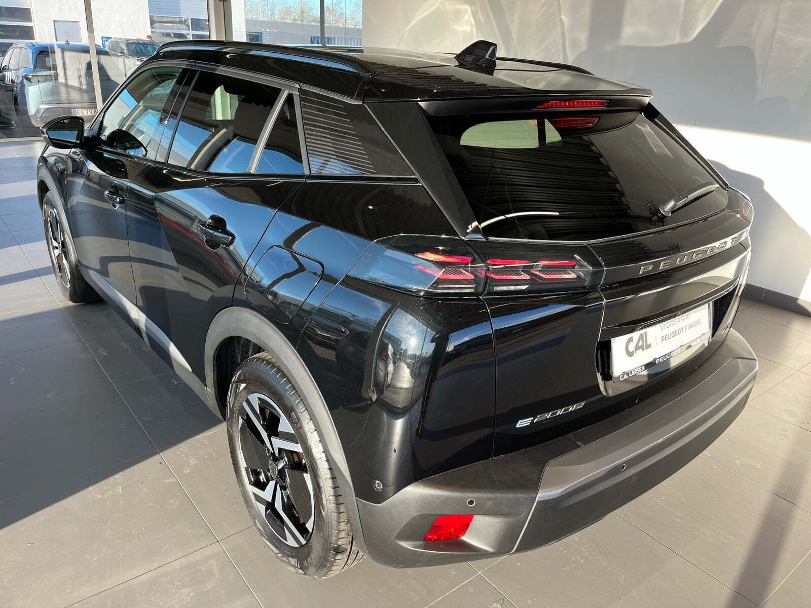 Peugeot e-2008 54 GT Sky