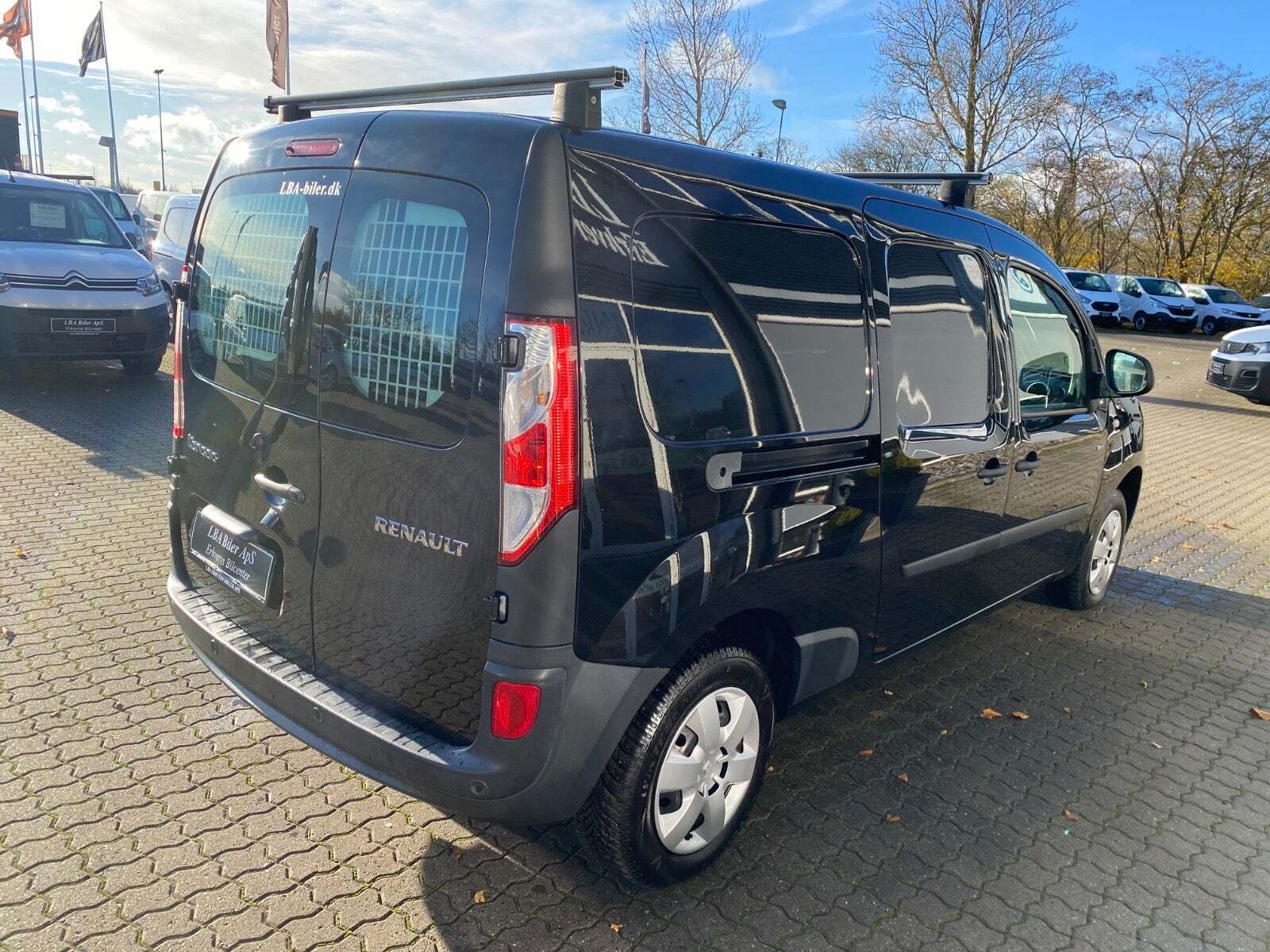Sort Renault Kangoo fra 2019