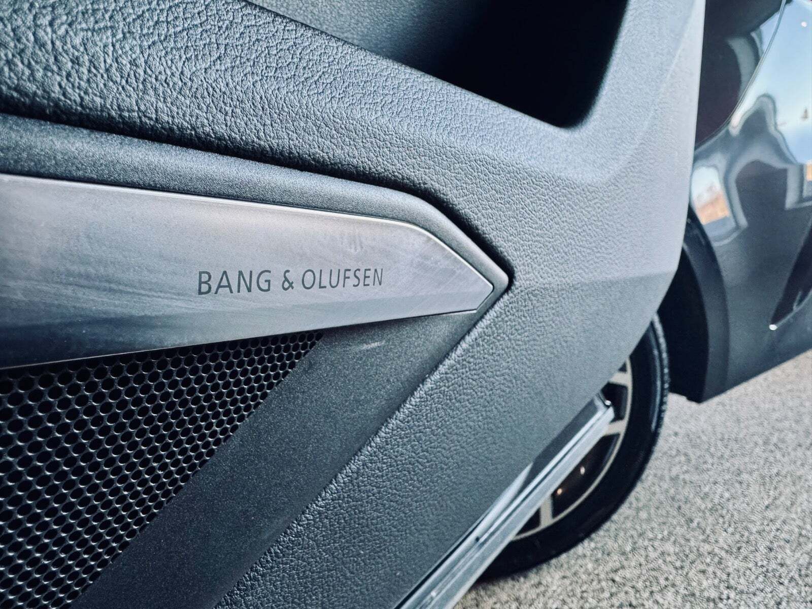 Sort Audi e-tron fra 2022