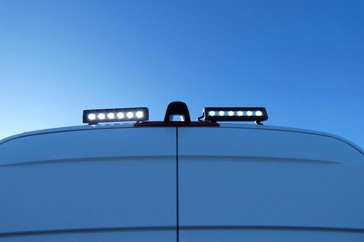 Hvid Mercedes Sprinter 317 fra 2021