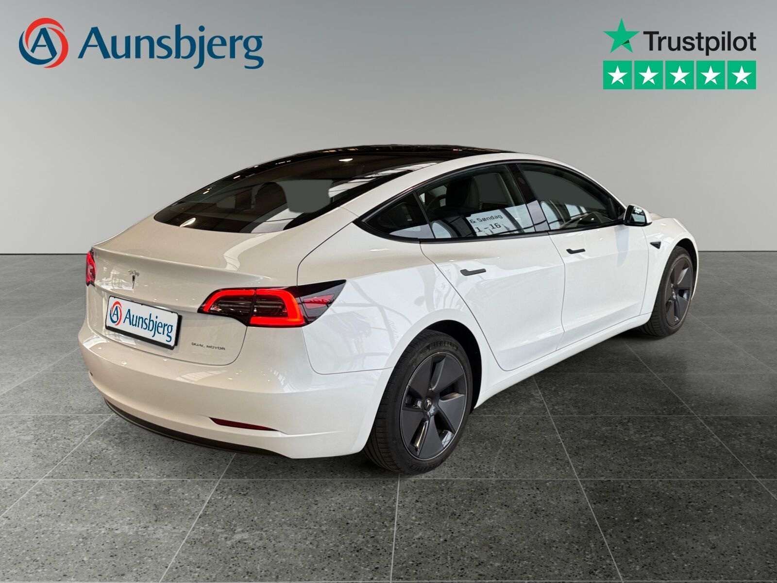 Tesla Model 3 Long Range AWD