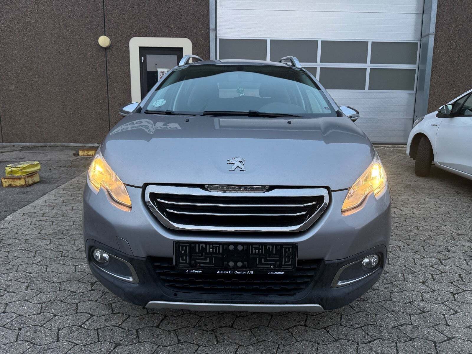 Peugeot 2008 1,2 e-THP 110 Allure