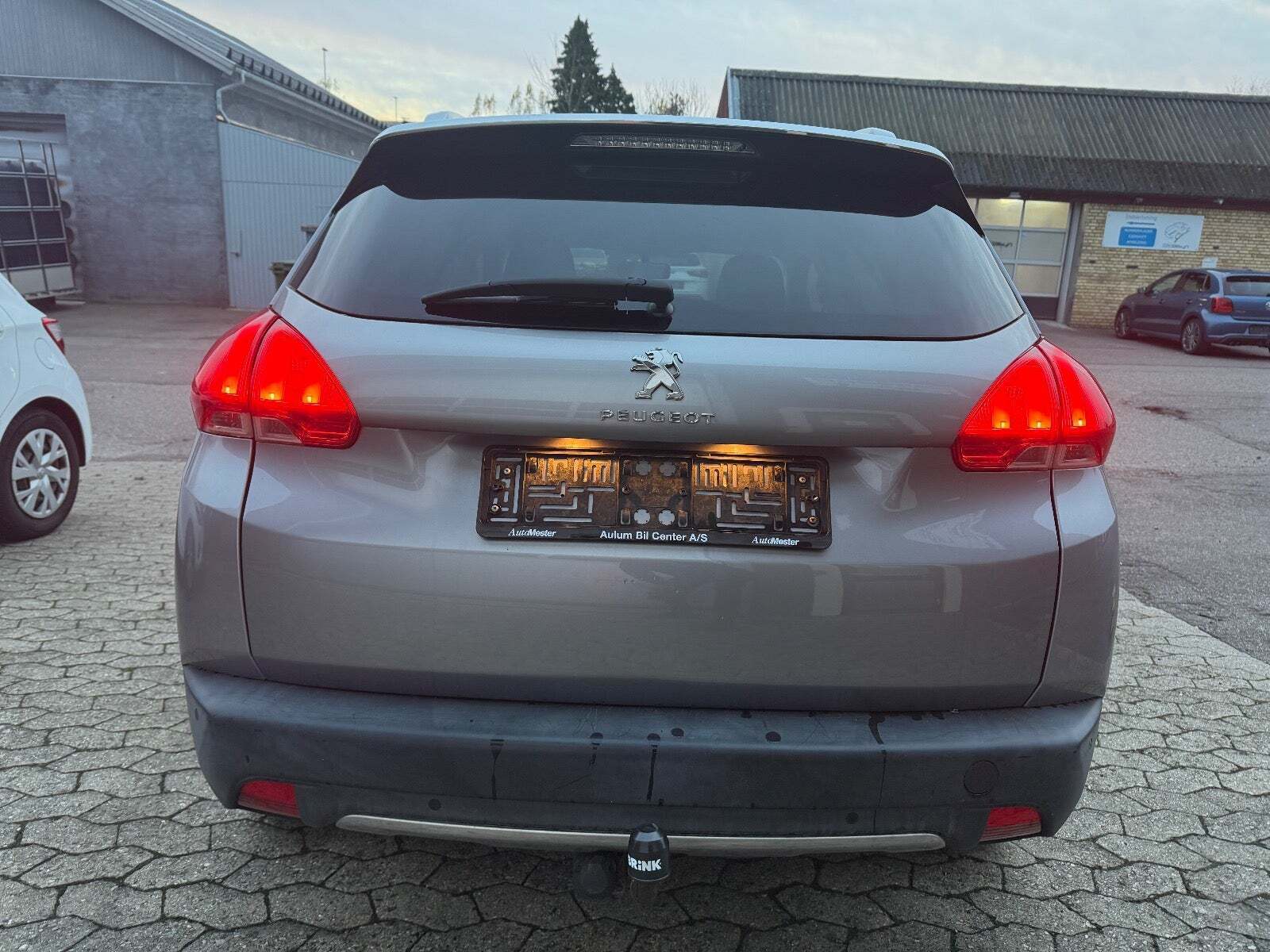 Peugeot 2008 1,2 e-THP 110 Allure