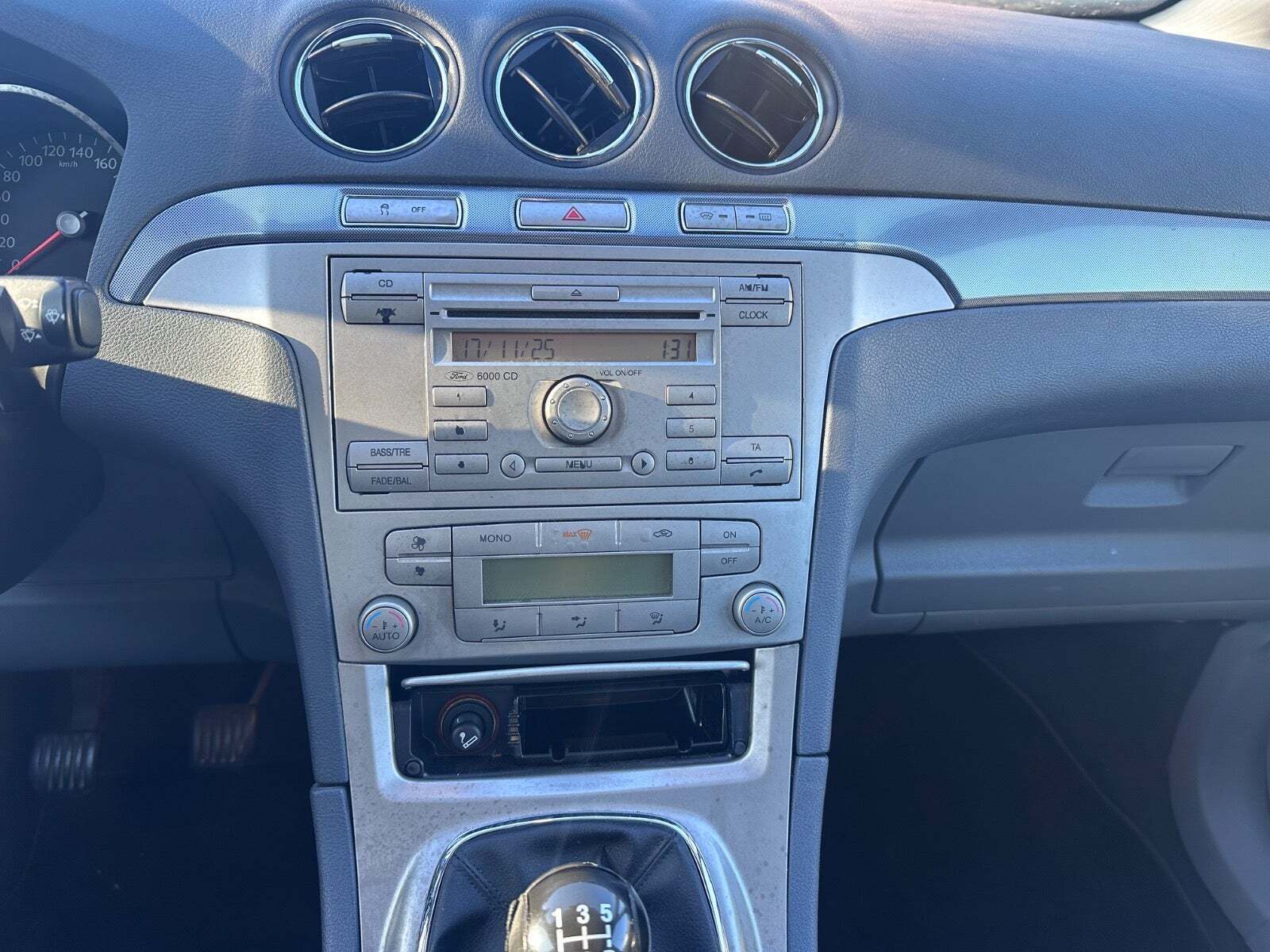 Ford S-MAX 2,0 Ambiente 7prs