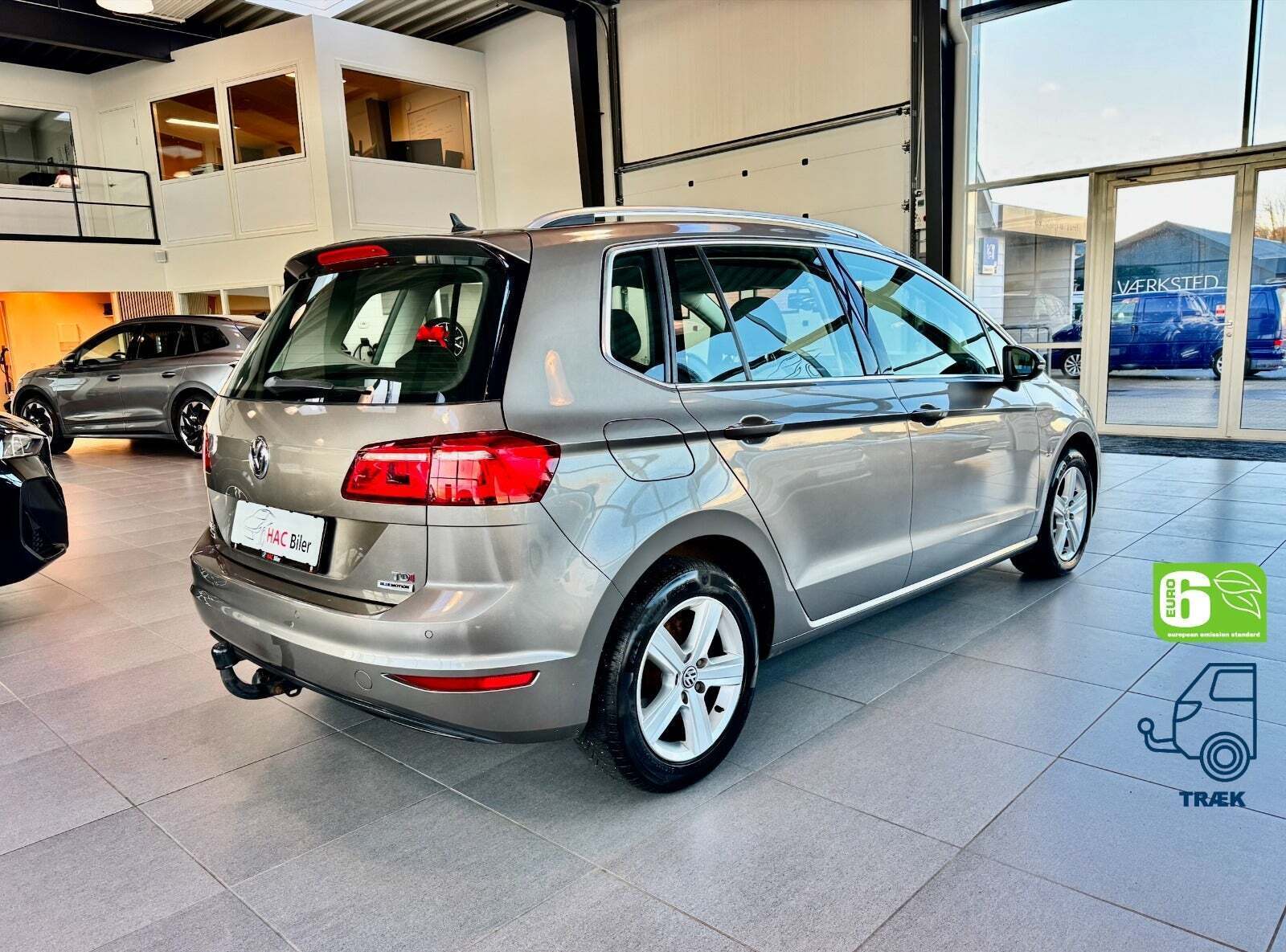 undefined VW Golf Sportsvan fra 2015