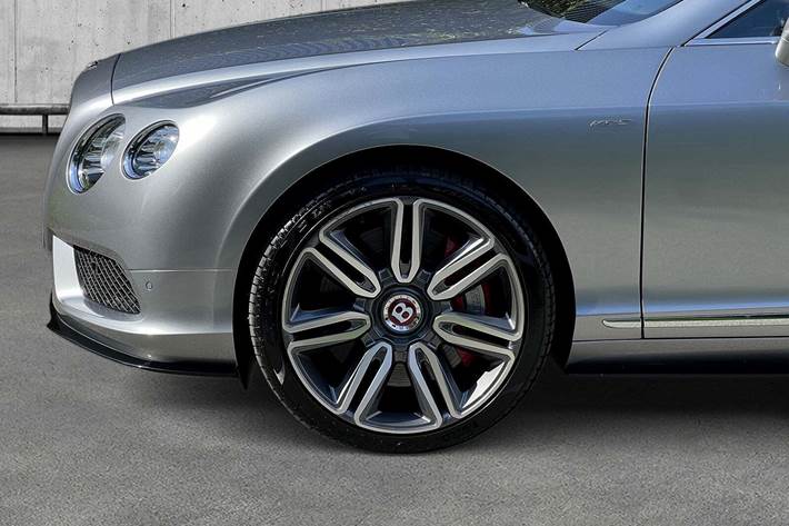 Sølv Bentley Continental GTC fra 2015