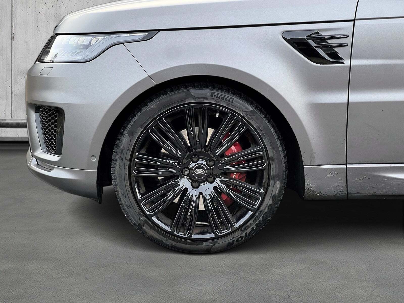 Grå Land Rover Range Rover sport fra 2019