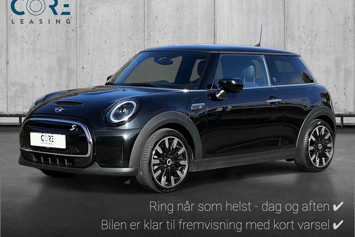 Sort Mini Cooper SE fra 2022 set udefra