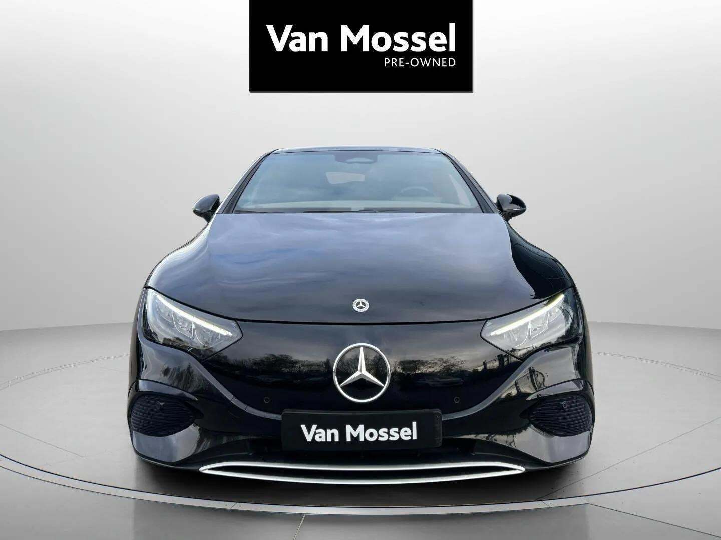 Mercedes EQE350+ Electric Art