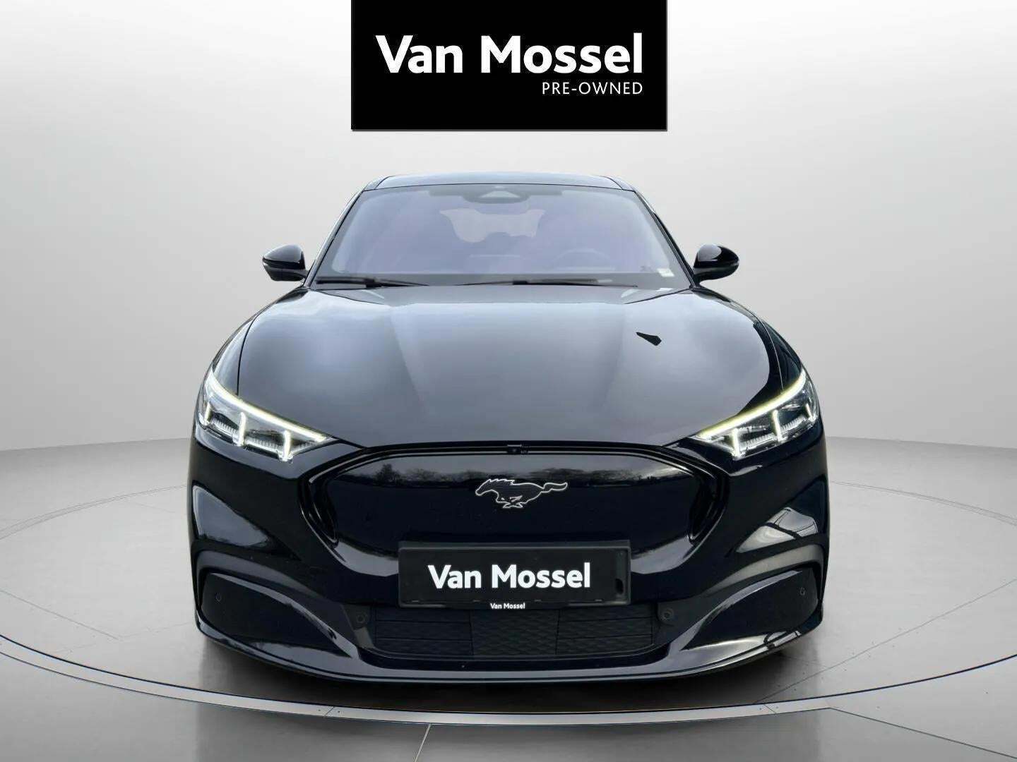 Ford Mustang Mach-E 98 Premium Extended Range AWD