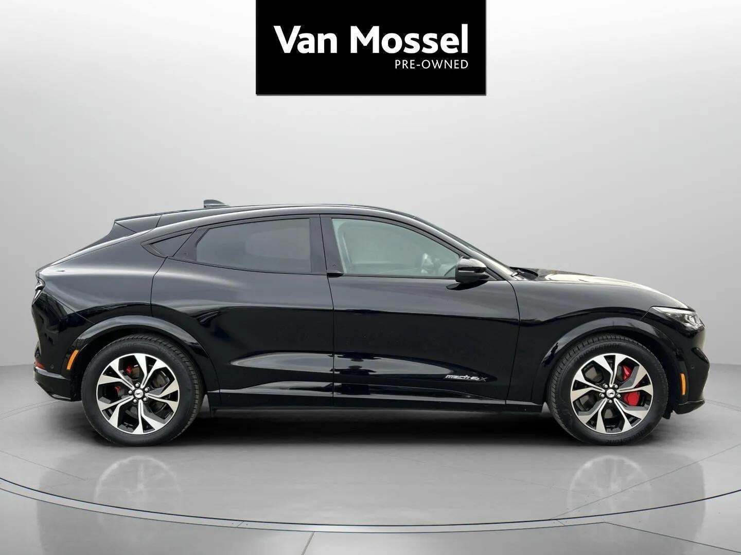 Ford Mustang Mach-E 98 Premium Extended Range AWD