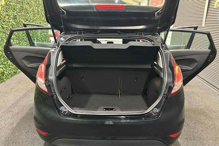 undefined Ford Fiesta fra 2014