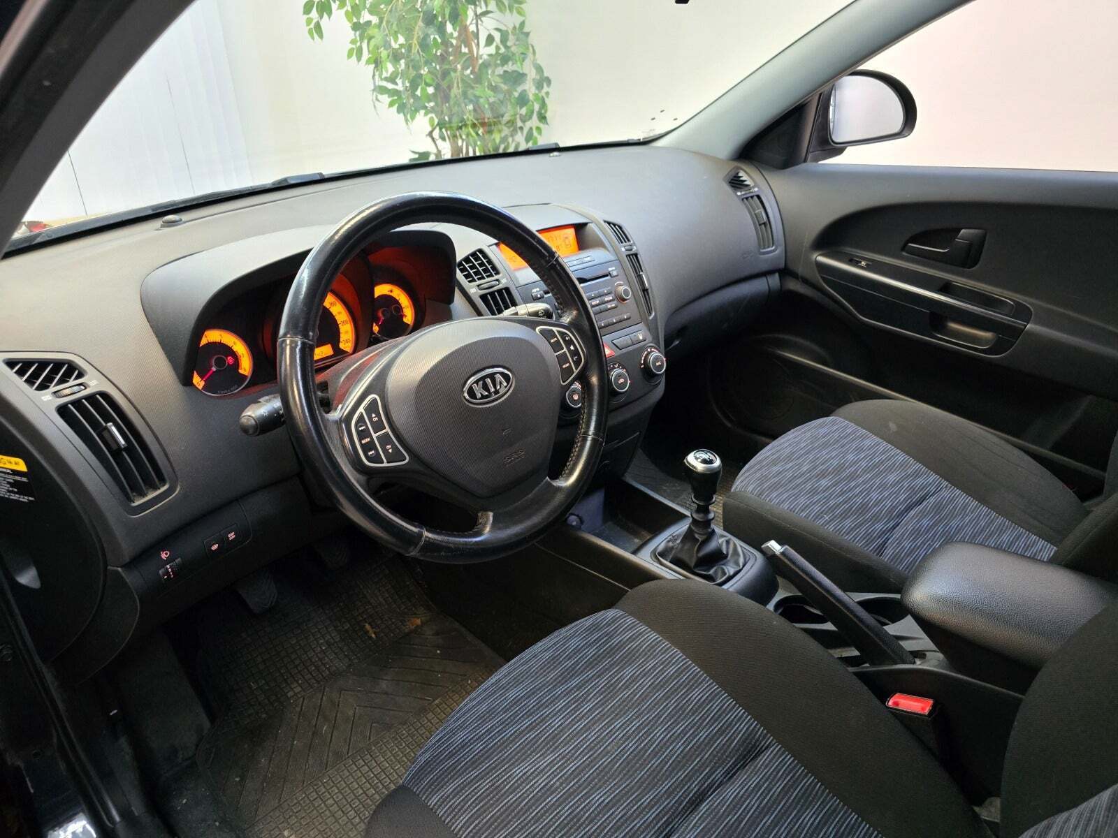 Kia Ceed 1,6 CVVT Sport