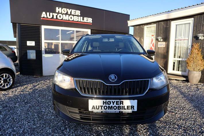 Sort Skoda Fabia fra 2017