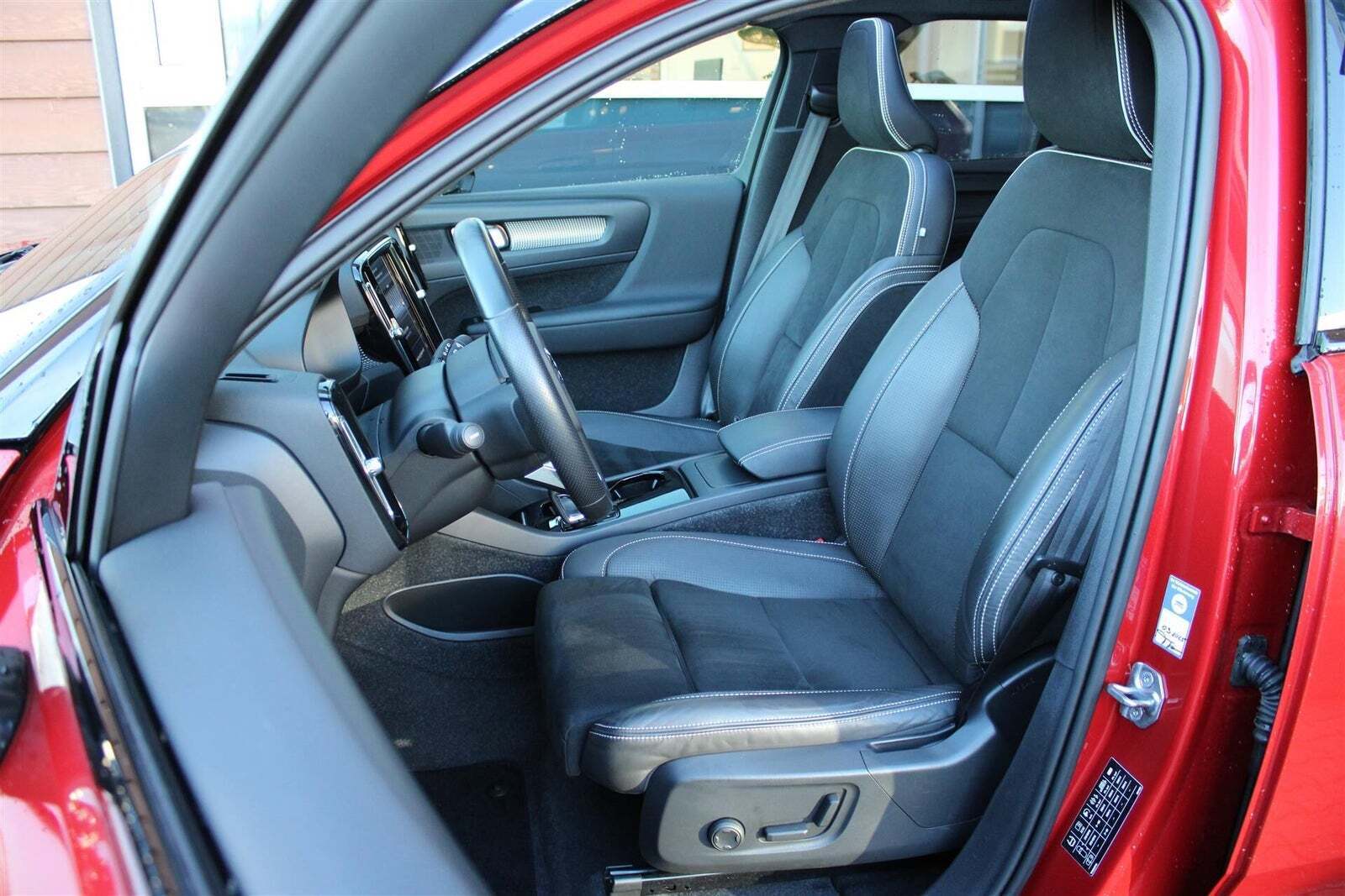 Volvo XC40 P8 ReCharge Twin R-Design