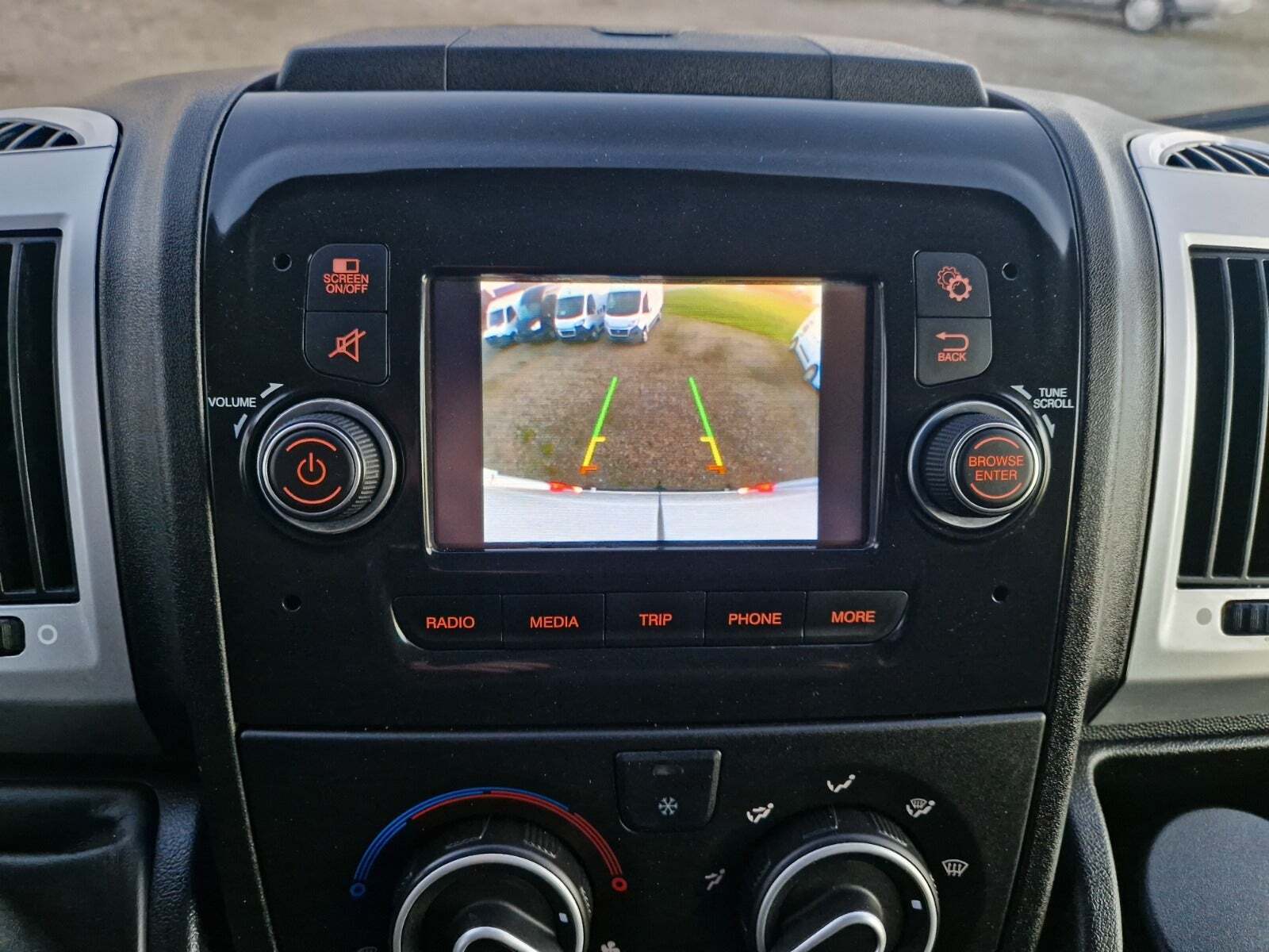 undefined Peugeot Boxer 333 fra 2022