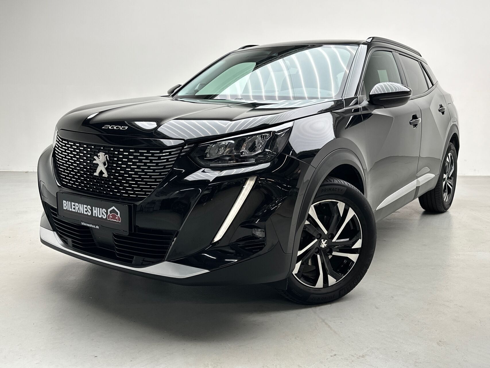 Sort Peugeot 2008 fra 2022