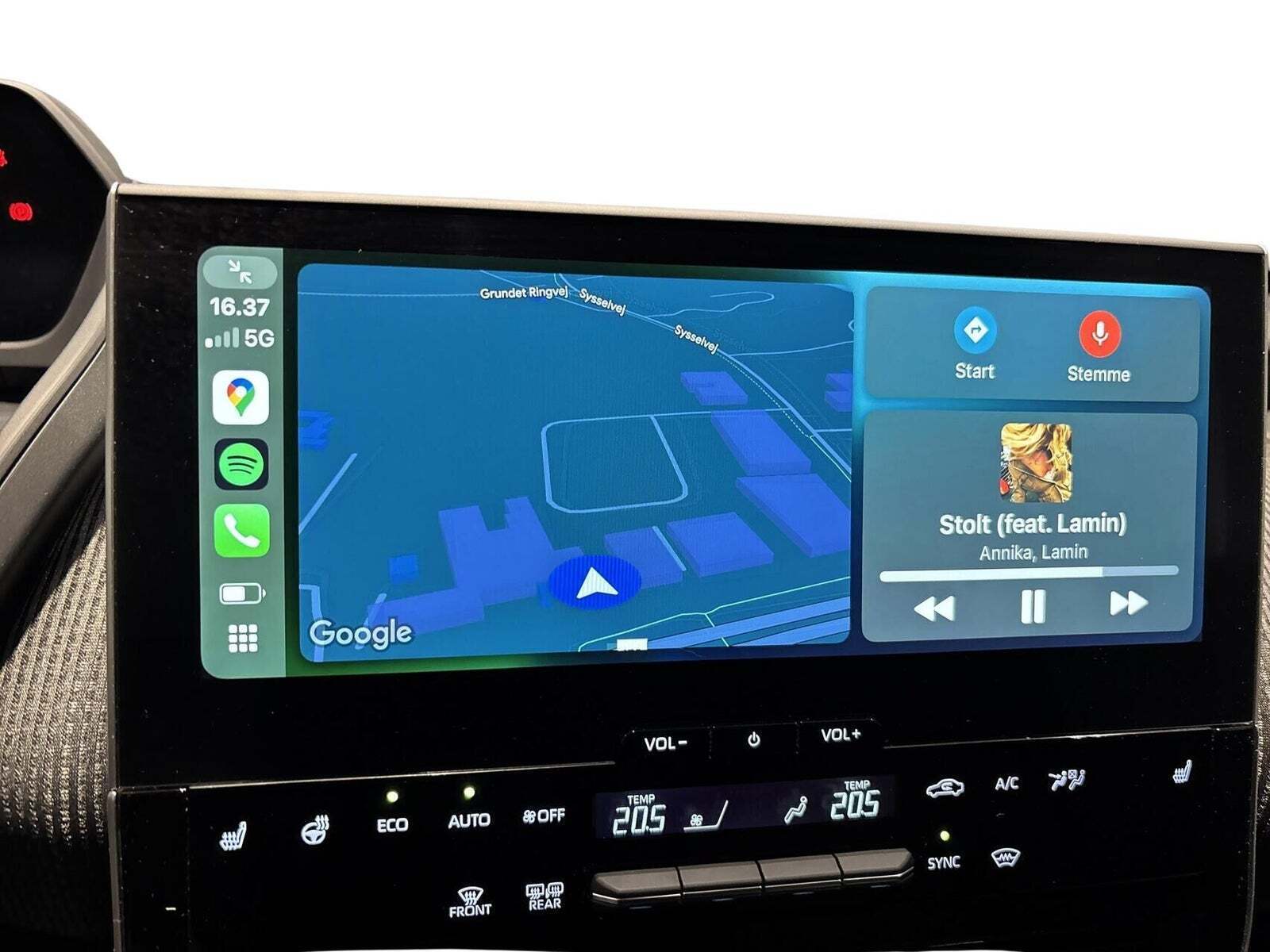 Sort Toyota BZ4X fra 2024