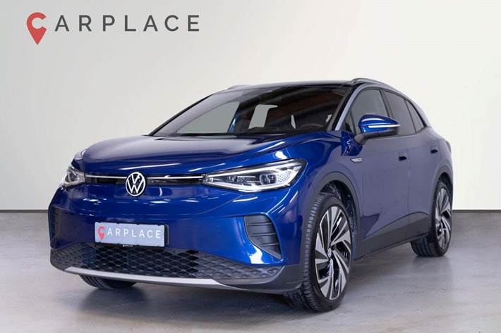 Blå VW ID.4 fra 2023 set udefra