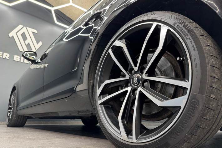 Sort Audi A4 fra 2017