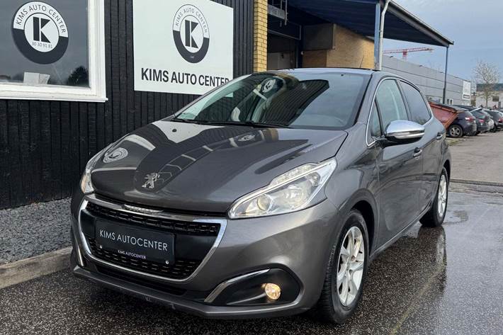 undefined Peugeot 208 fra 2019 set udefra