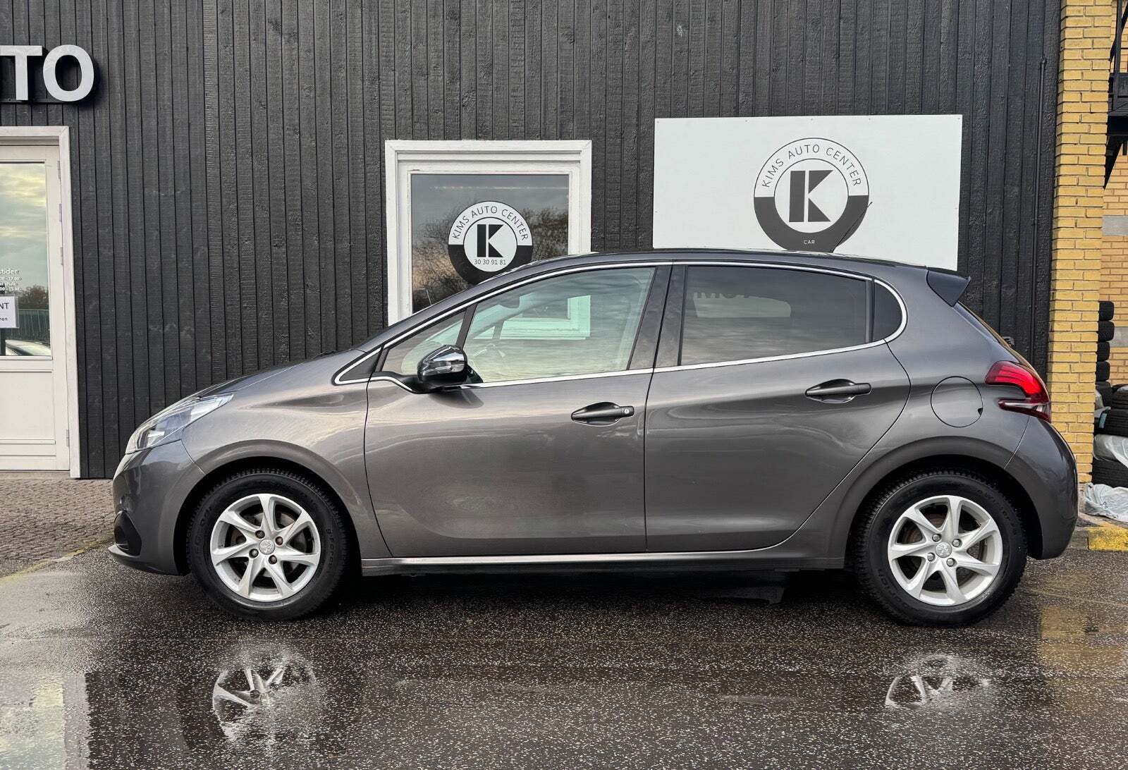 Peugeot 208 1,2 PureTech 82 Allure Sky