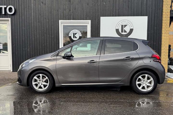 undefined Peugeot 208 fra 2019
