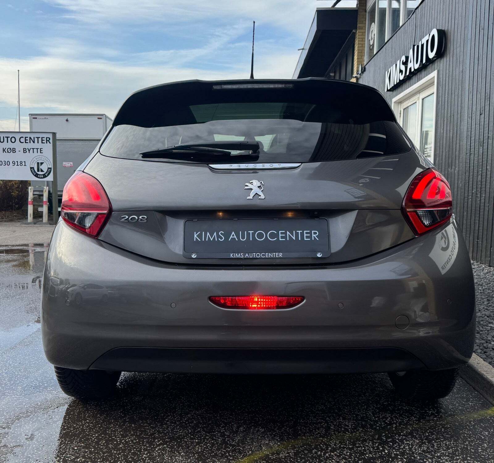 undefined Peugeot 208 fra 2019