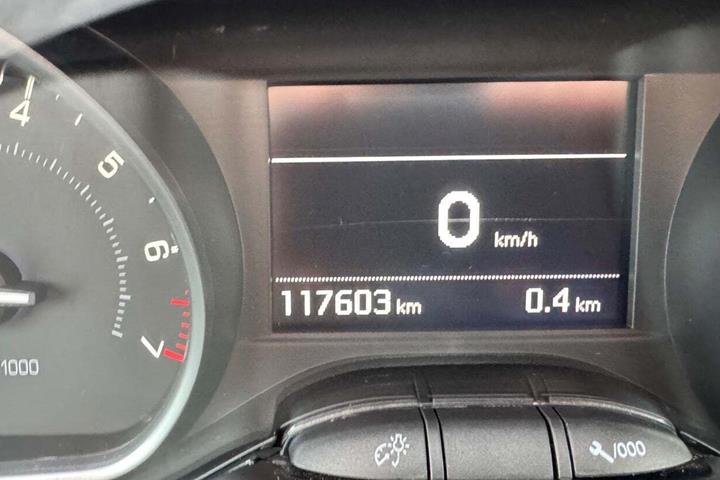 undefined Peugeot 208 fra 2019