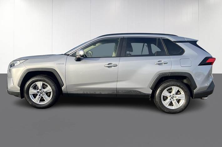 Grå Toyota RAV4 fra 2019