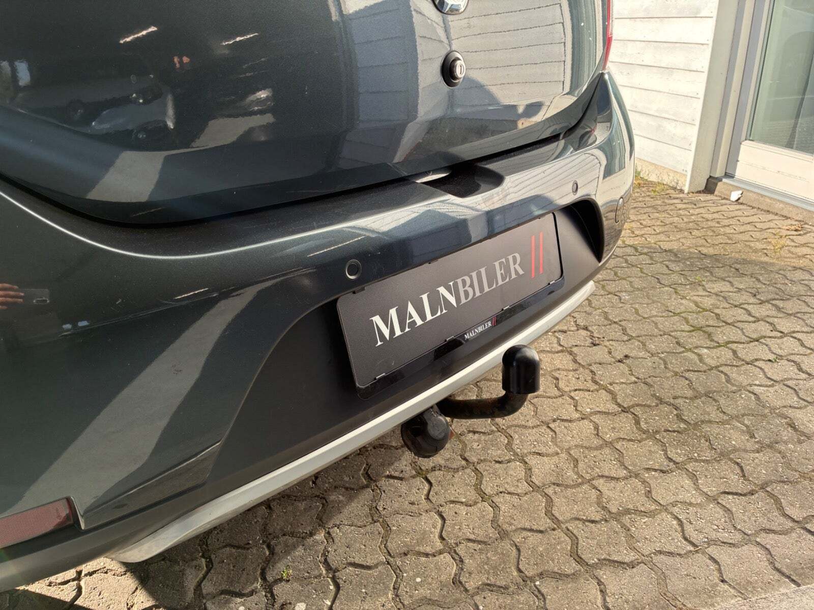 Grå Dacia Sandero Stepway fra 2016