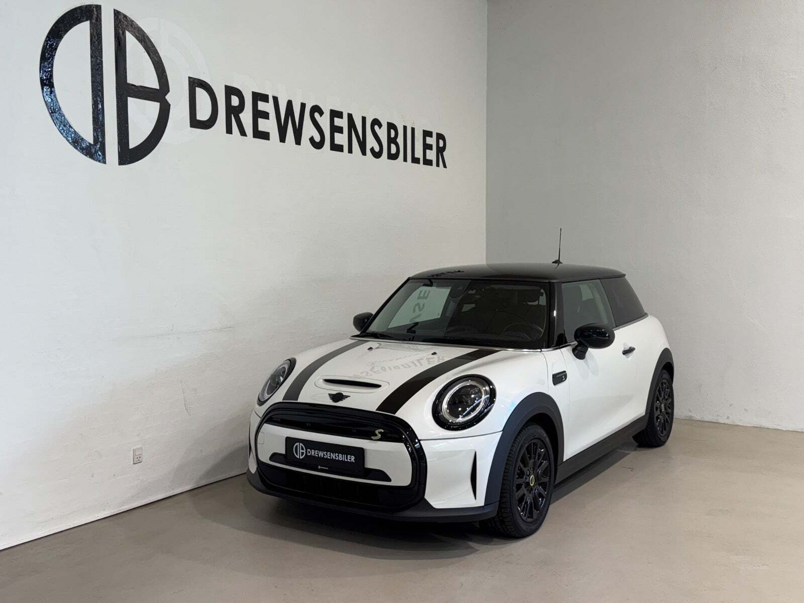 Mini Cooper SE Essential