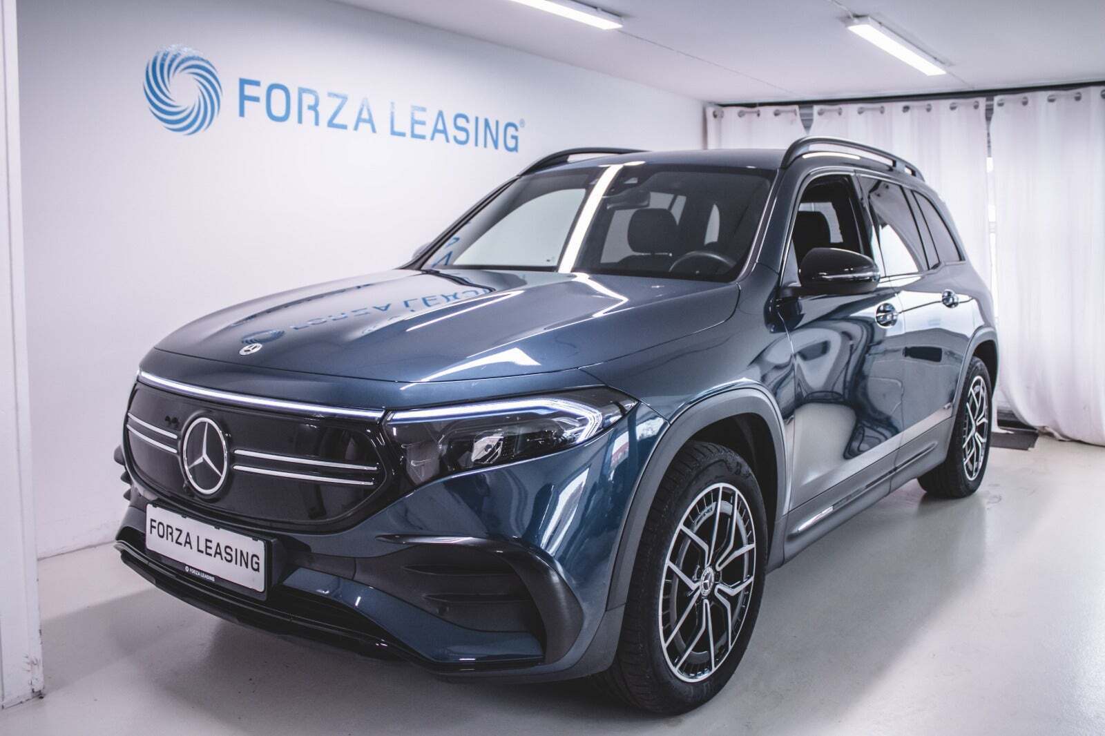 Mercedes EQB300 AMG Line 4Matic