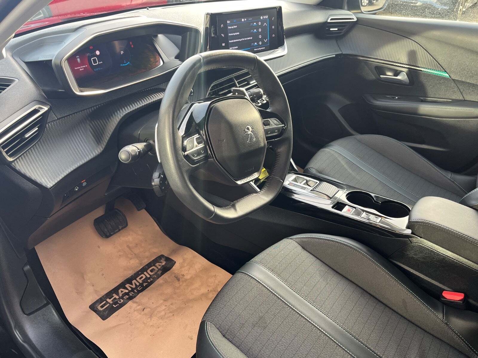 Peugeot 208 1,2 PureTech 100 Black Selection EAT8