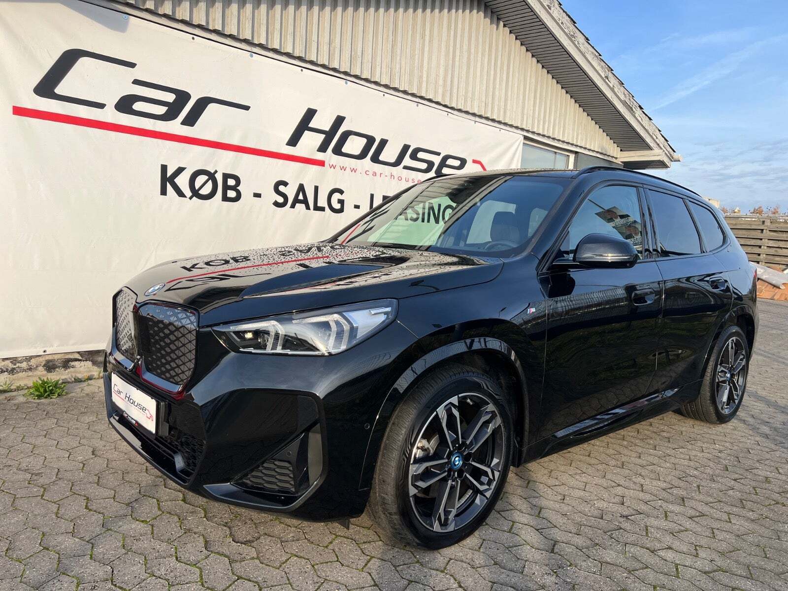 BMW iX1 xDrive30 M-Sport Premium