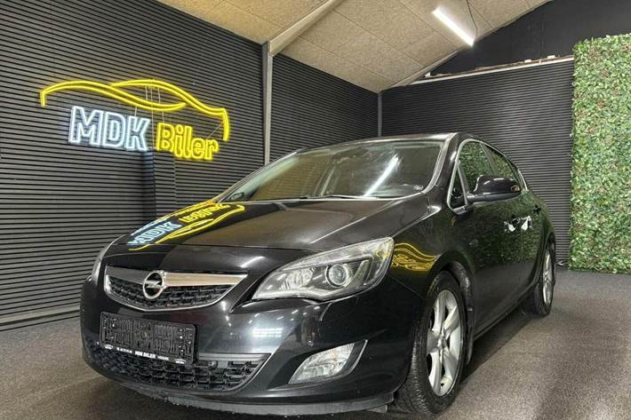 undefined Opel Astra fra 2011