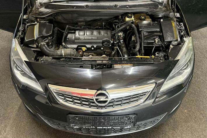 undefined Opel Astra fra 2011
